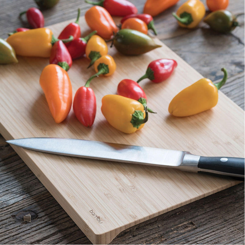 Undercut Bambu Cutting Board Bambu