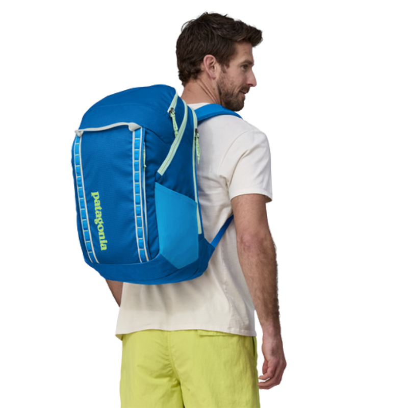 Black Hole Pack 32L - EarthHero Corporate Gifting and Custom Swag