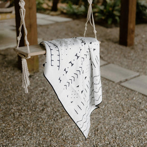 Original Towel: Mud Cloth White Nomadix