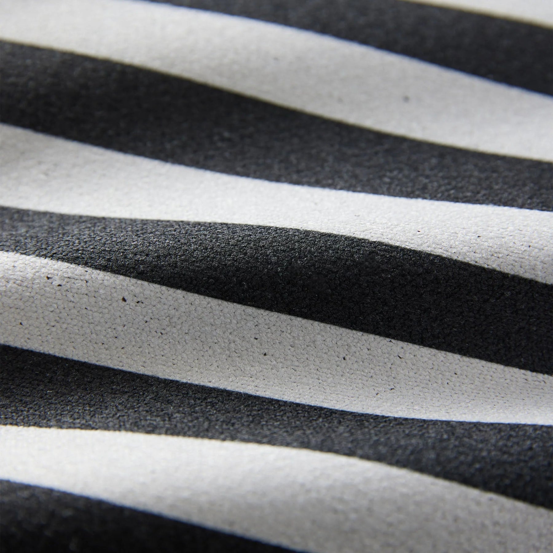 Original Towel: Poolside Black Nomadix