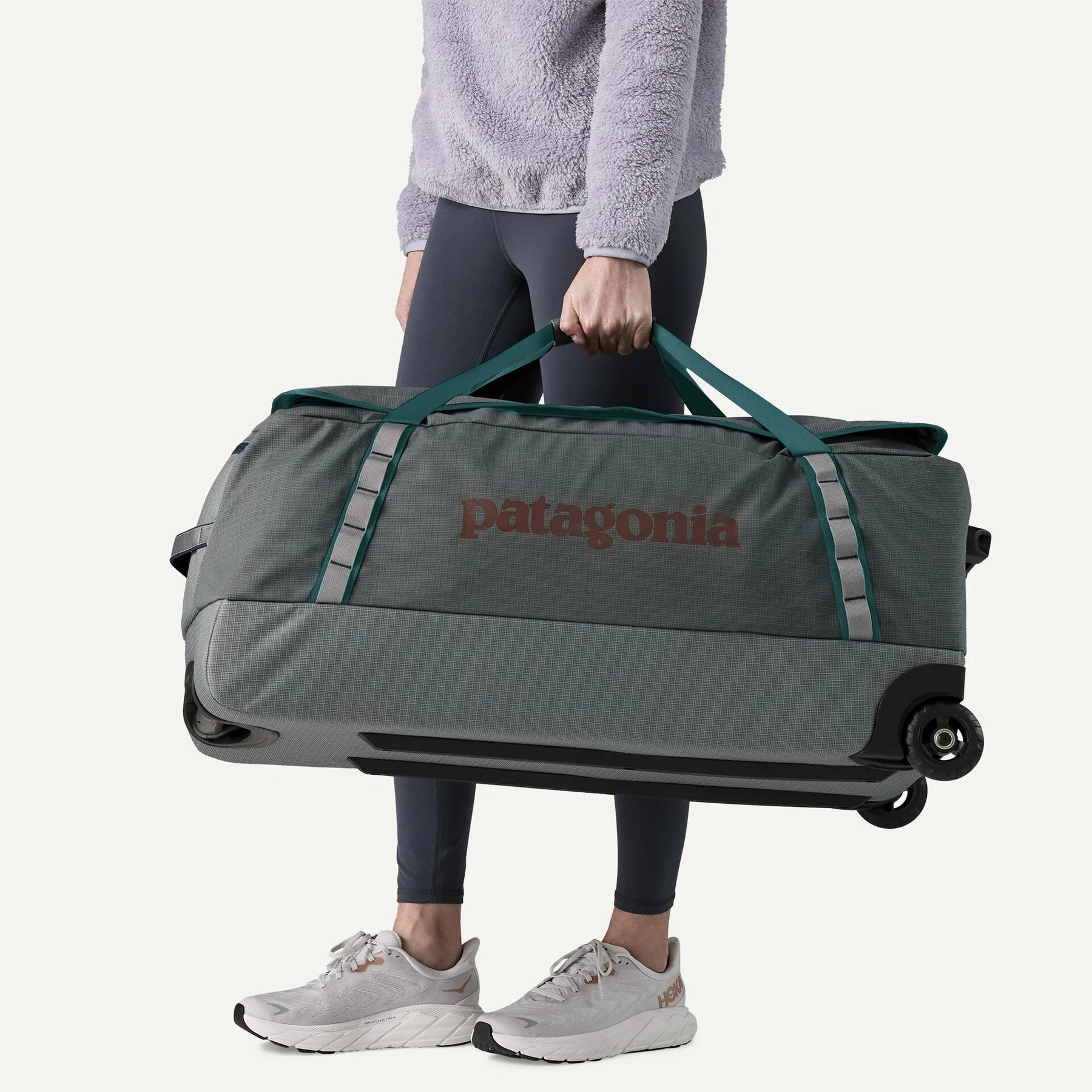 Patagonia Black Hole® Wheeled Duffel 100L Patagonia