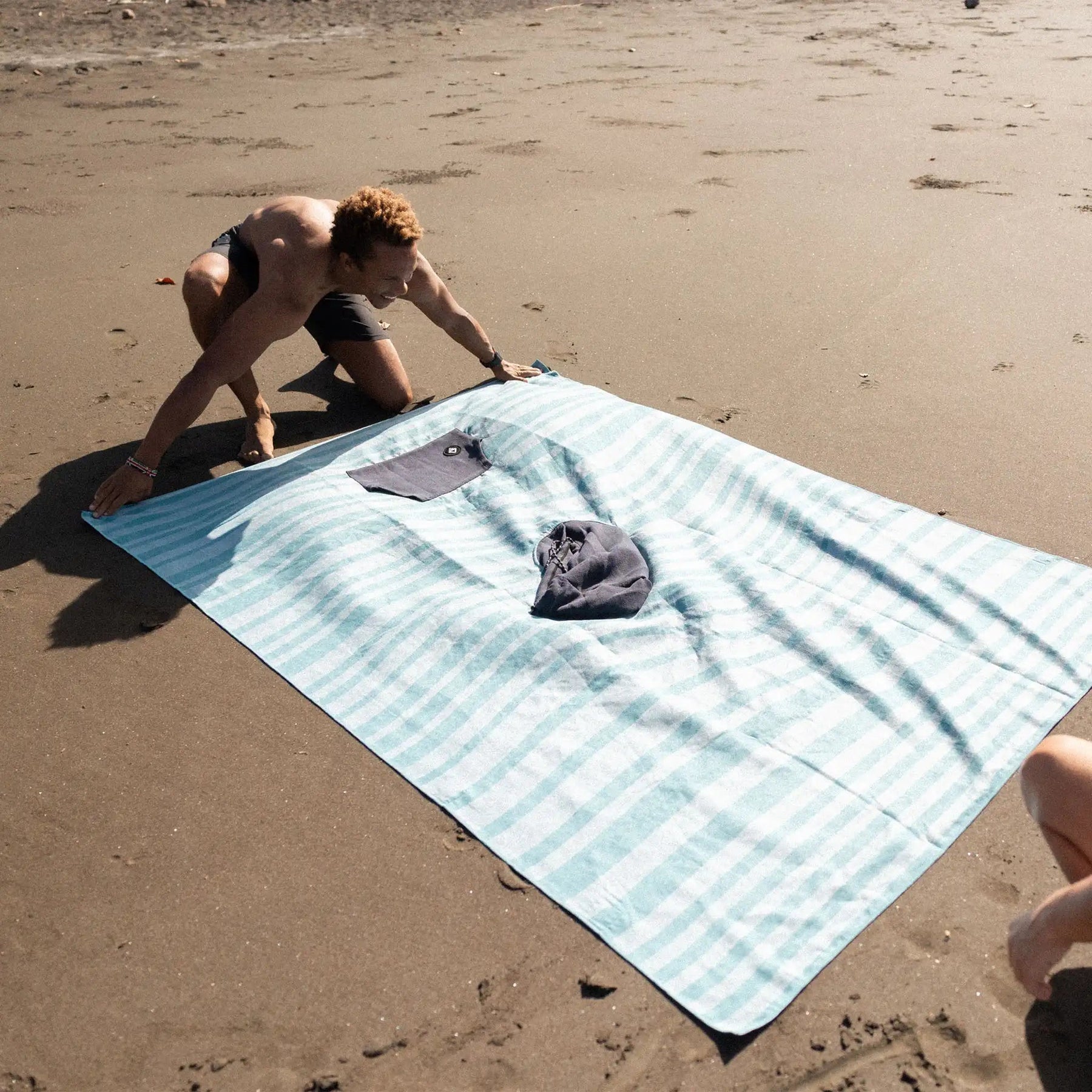 Poncho Towel: Sidewinder Agua Nomadix