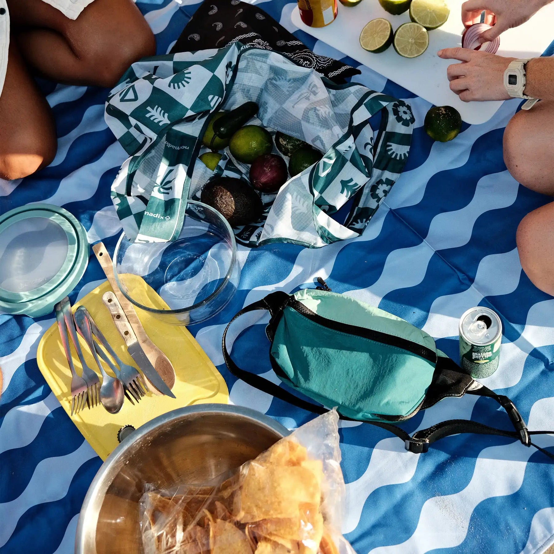 Fanny Pack: Horizon Teal Ocean Nomadix