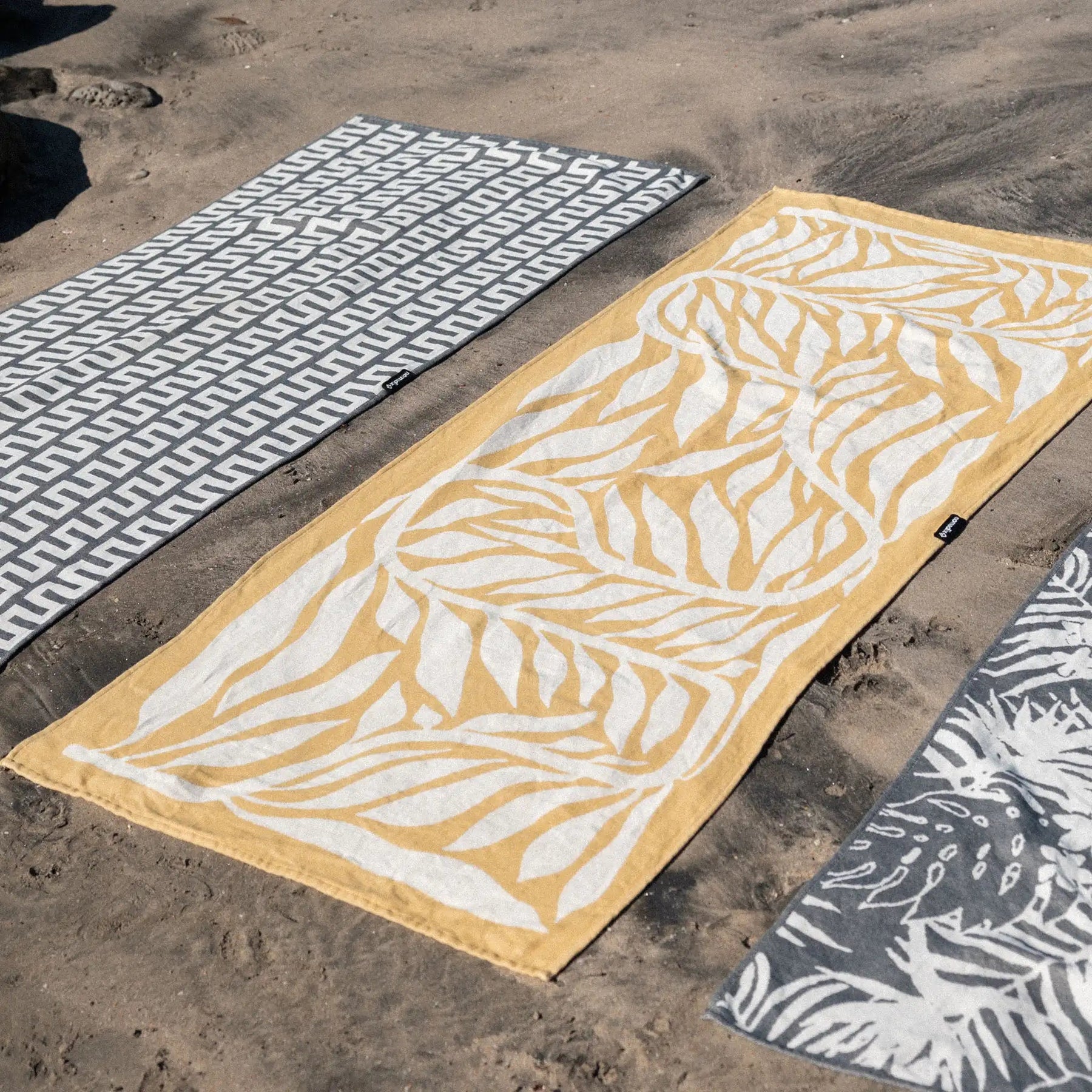 Organic Travel Towel: Jungle Vine Amber Sun Nomadix