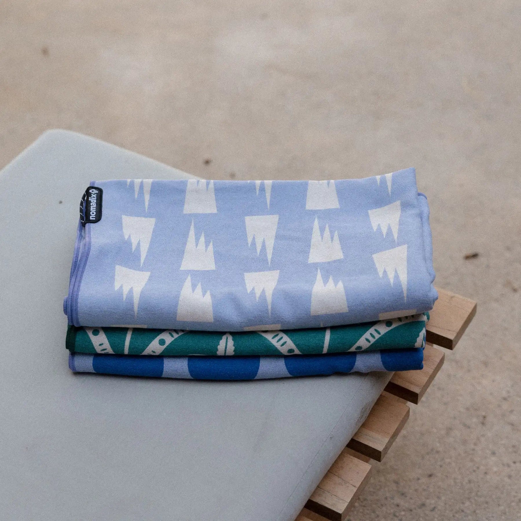 Ultralight Towel: Summit Coastal Blue Nomadix