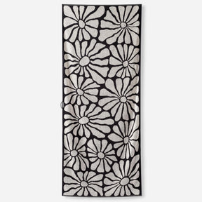 Organic Beach Towel: Lazy Daisy Black Nomadix