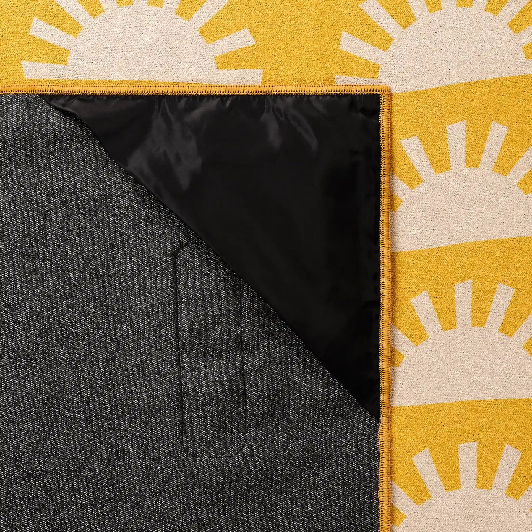 Blanket Towel: Sunshine Amber Sun Nomadix