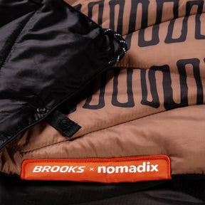 Graphene Puffer Blanket: Switchback Coyote (Nomadix x Brooks) Nomadix