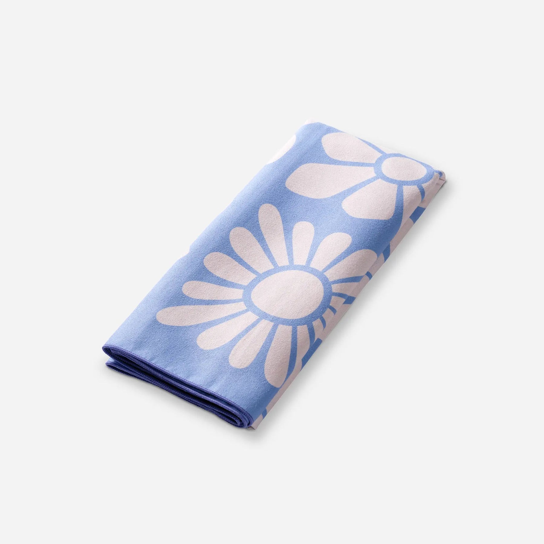 Ultralight Towel: Flowerbed Coastal Blue Nomadix