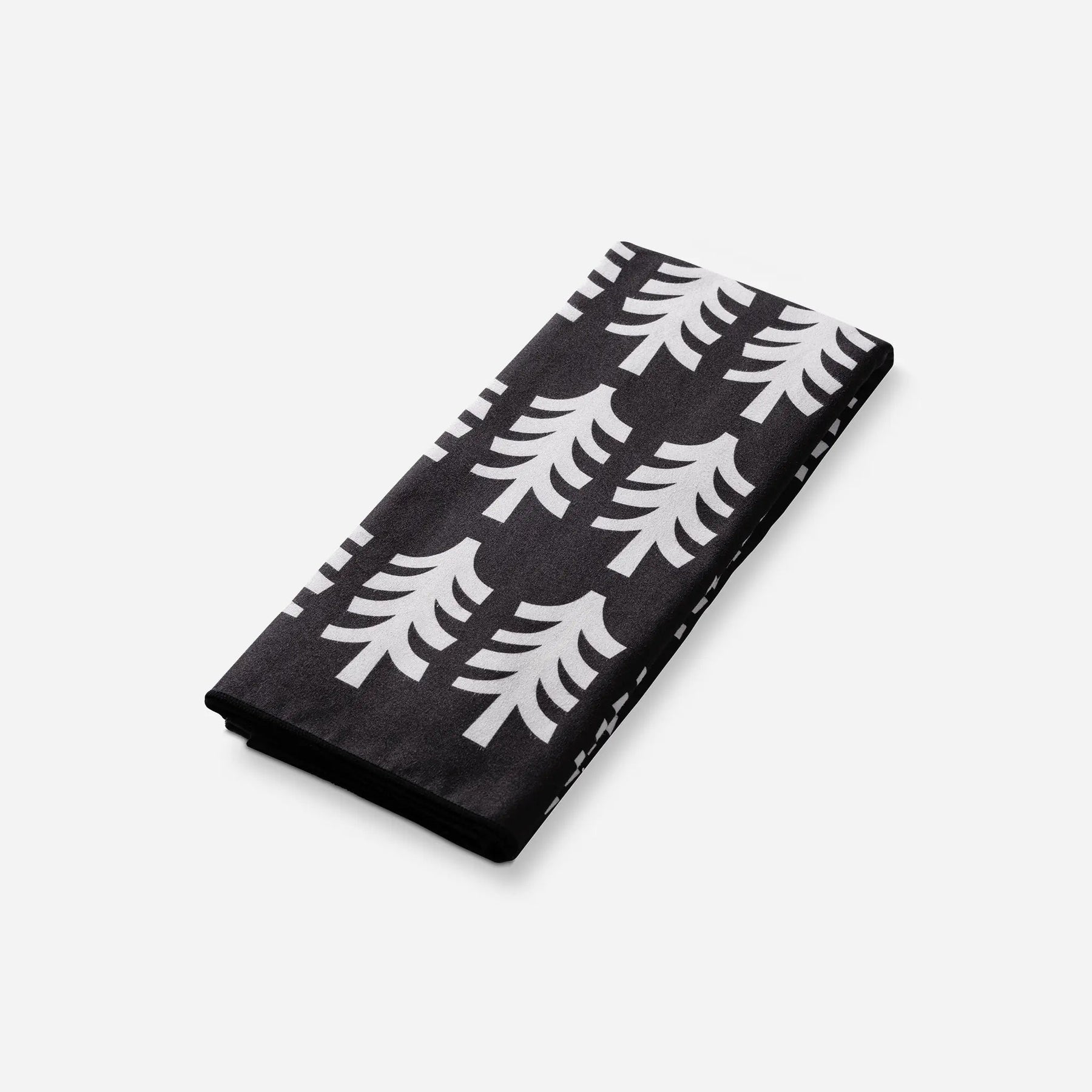 Ultralight Towel: Fresh Pines Black and Tan Nomadix