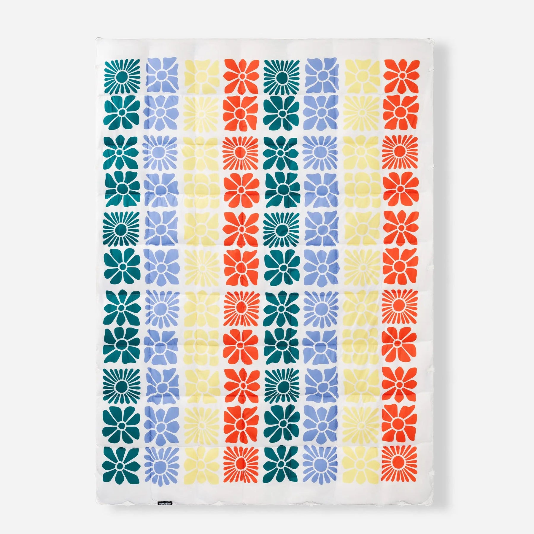 Graphene Puffer Blanket: Flowerbed Multi Nomadix