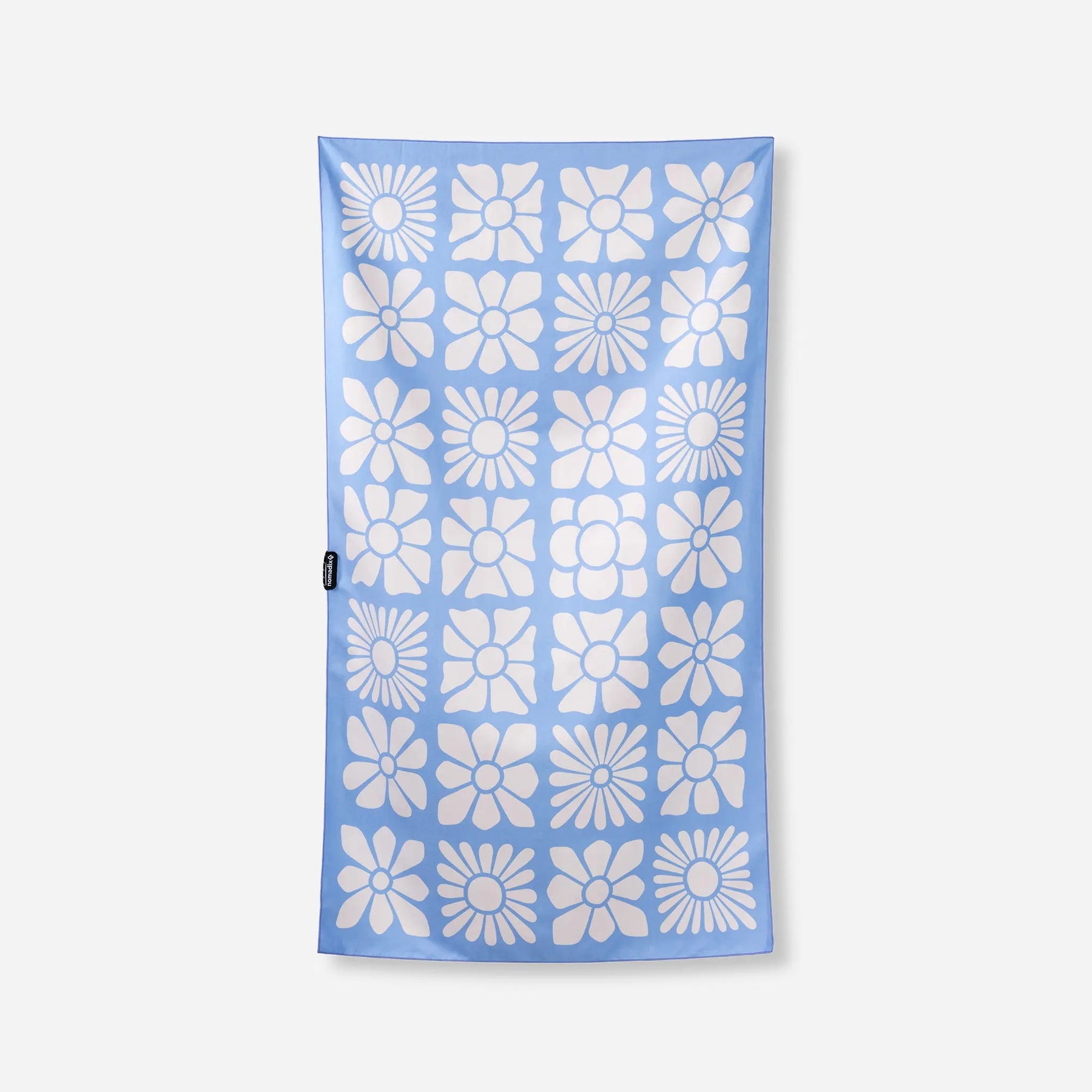 Ultralight Towel: Flowerbed Coastal Blue Nomadix
