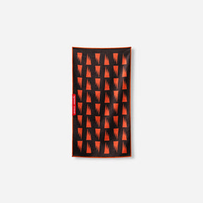 Fitness Towel: Summit Black (Nomadix x Brooks) Nomadix