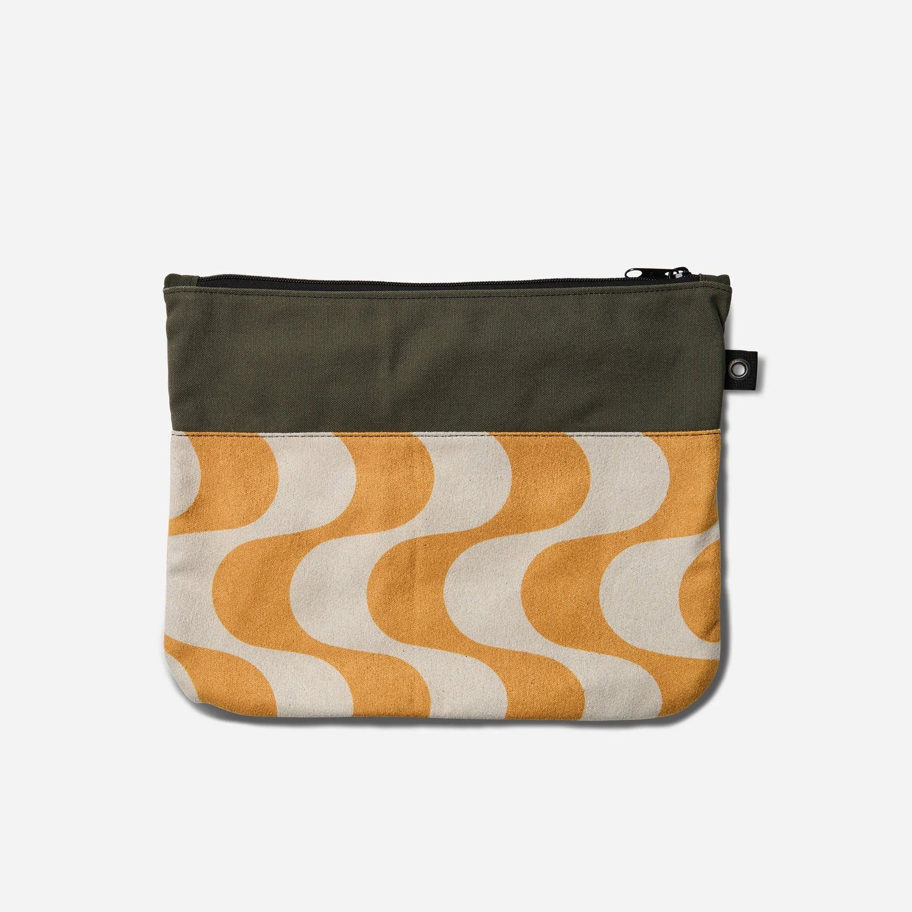 The Large Pouch: Nomadix x FARO: Copa Nomadix