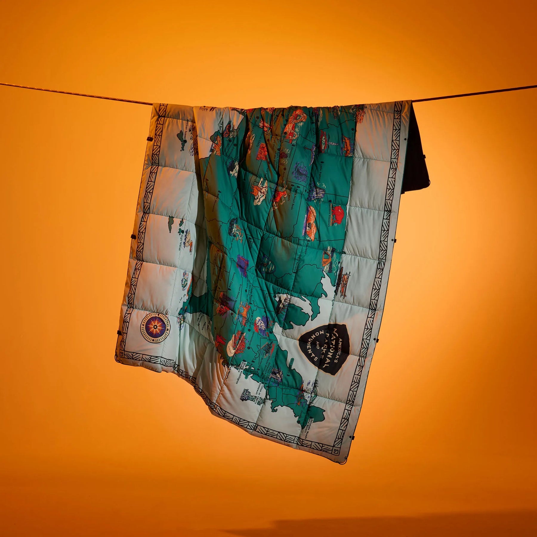 Graphene Puffer Blanket: National Parks and Monuments Map Nomadix