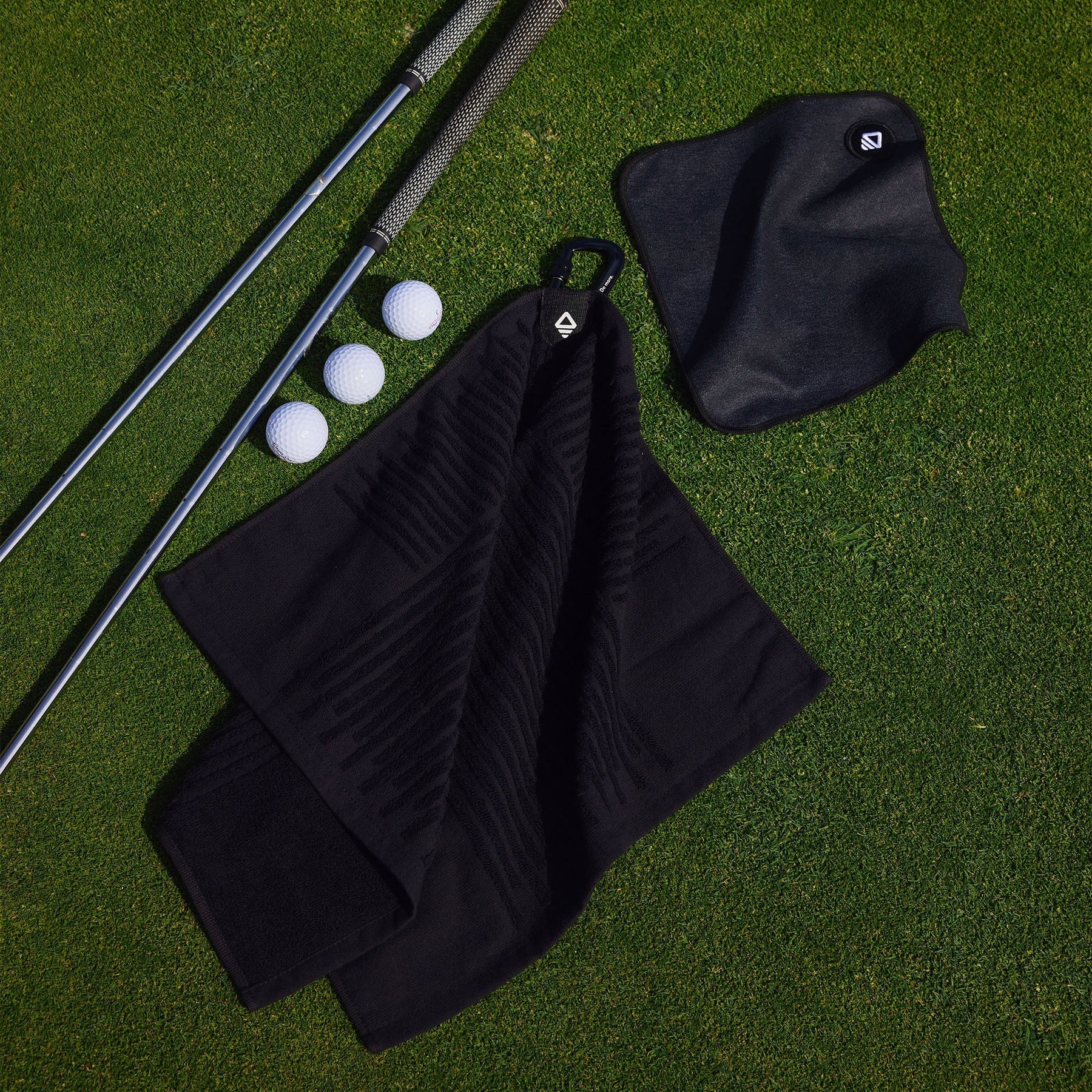 Golf Towel Set: Fairway Night Black Nomadix