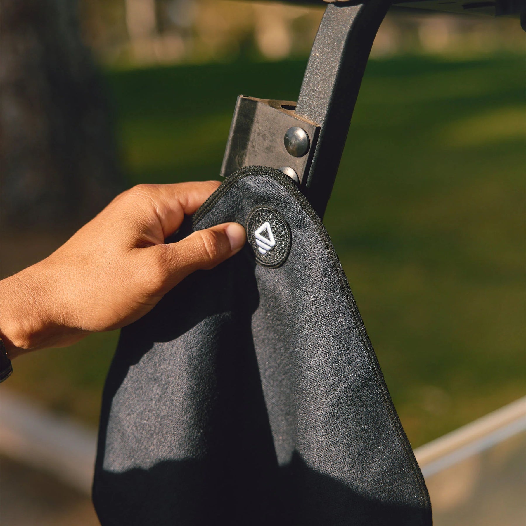 Golf Towel Set: Fairway Night Black Nomadix