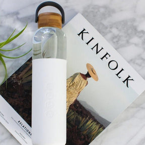 25 oz. Glass Water Bottle Soma