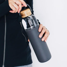 25 oz. Glass Water Bottle Soma