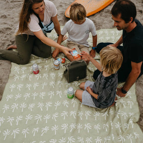 Blanket Towel: Breezy Palms Olive Nomadix