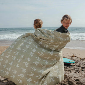 Blanket Towel: Breezy Palms Olive Nomadix