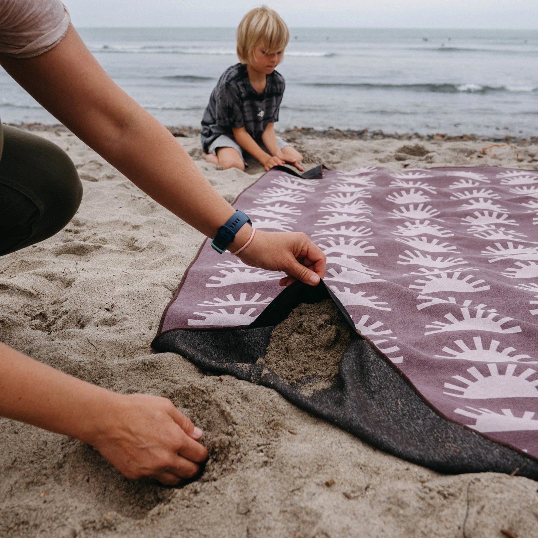 Blanket Towel: Sunshine Burgundy Nomadix