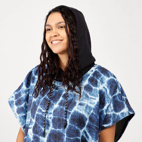 Changing Poncho: Agua Blue Nomadix