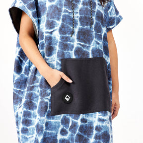 Changing Poncho: Agua Blue Nomadix