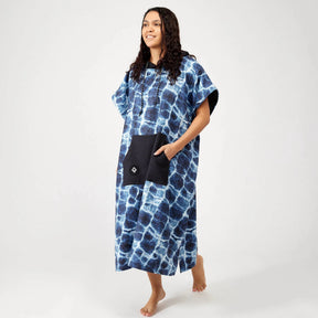 Changing Poncho: Agua Blue Nomadix