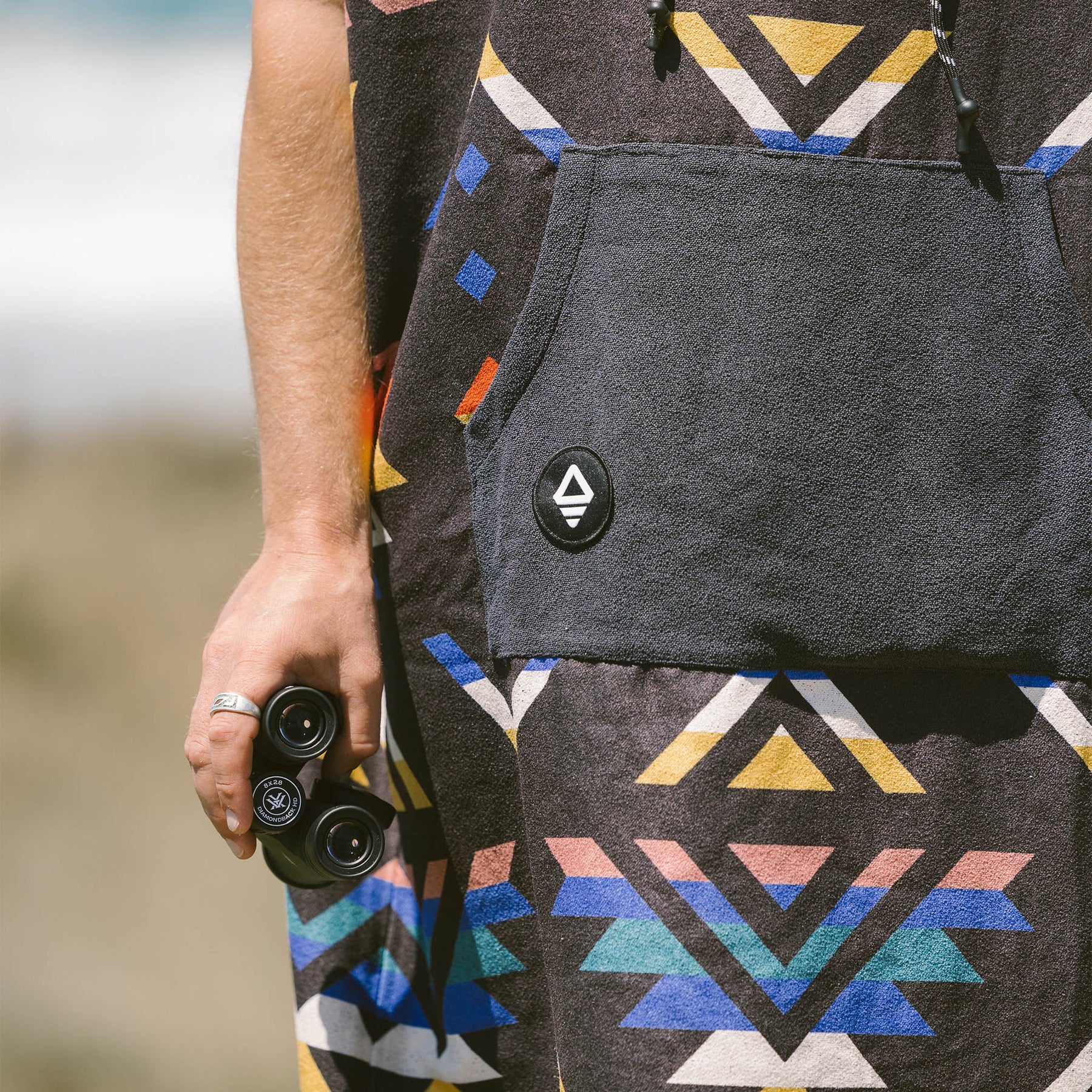 Changing Poncho: Cascades Multi Nomadix