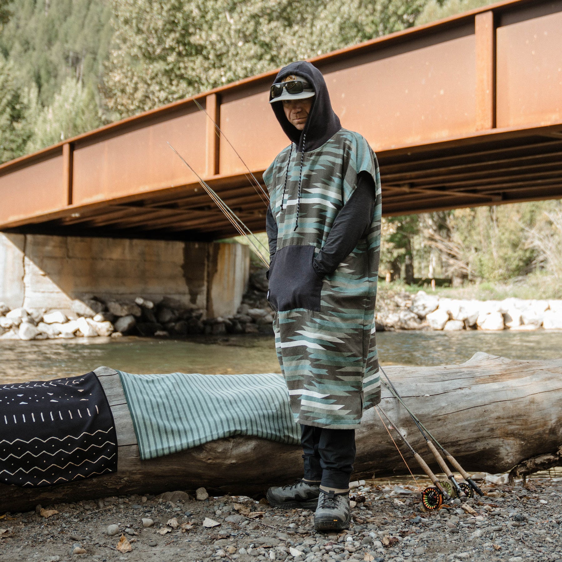 Changing Poncho: Jackson Green Nomadix