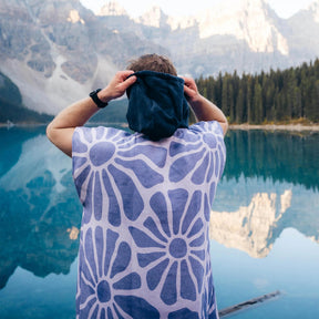 Changing Poncho: Lazy Daisy Dusk Nomadix