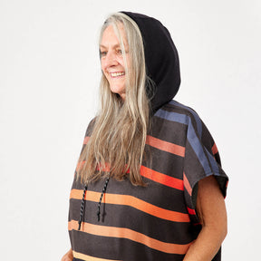 Changing Poncho: Pinstripes Multi Nomadix