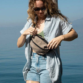 Fanny Pack: Check Coconut Nomadix