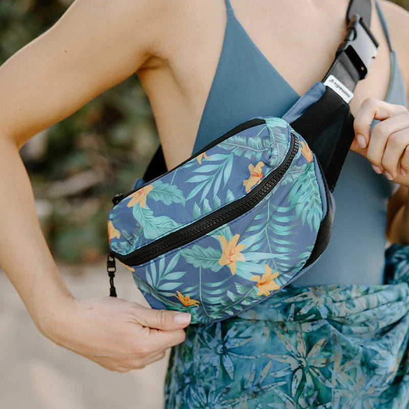 Fanny Pack: Palms Dusk Nomadix