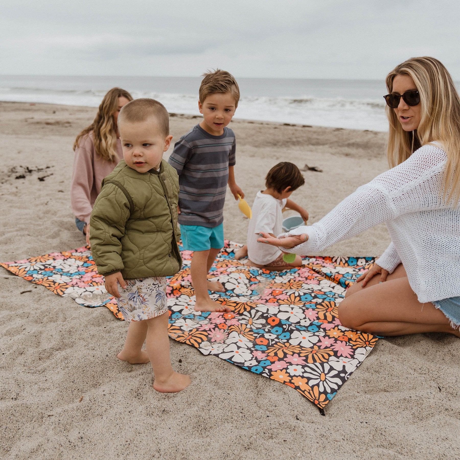 Festival Blanket: Hula Multi Nomadix