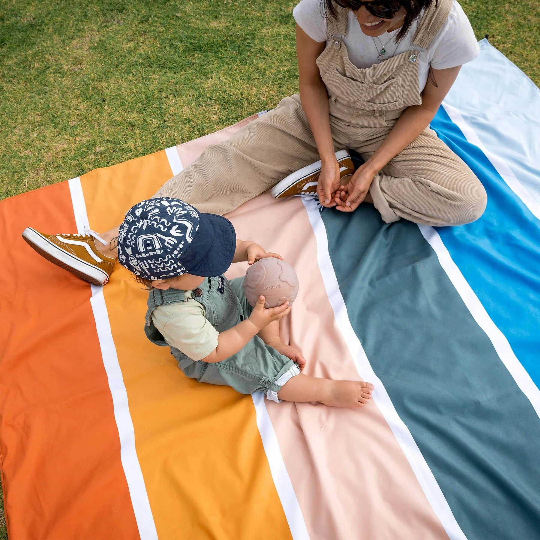 Festival Blanket: Stripes Retro Nomadix
