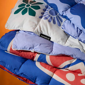 Graphene Puffer Blanket: Slack Tide Coastal Blue Nomadix