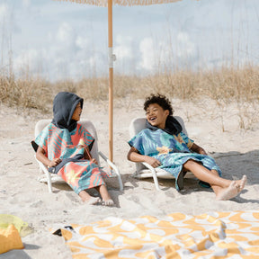 Kids Changing Poncho: Palms Coral Nomadix