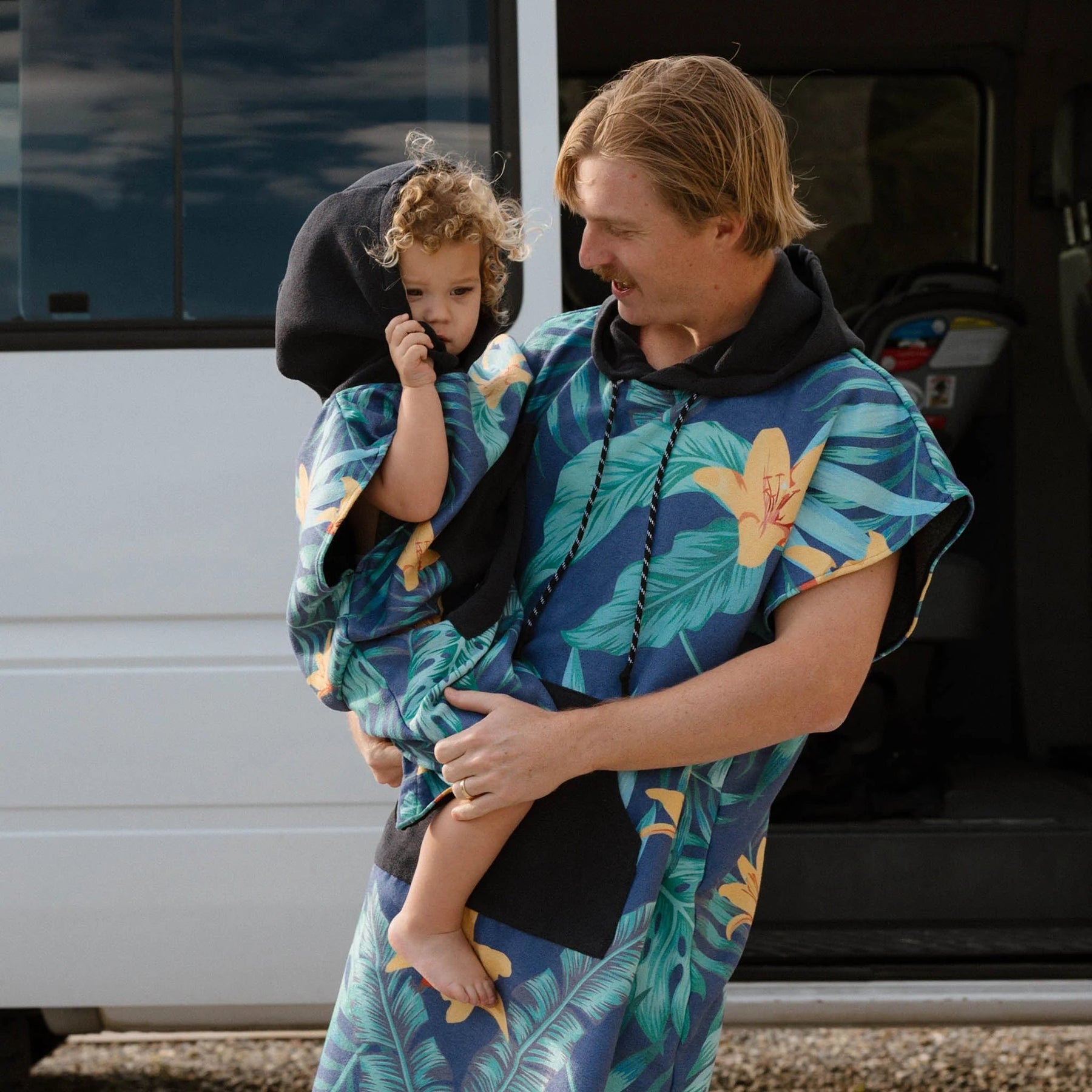 Kids Changing Poncho: Palms Dusk Nomadix