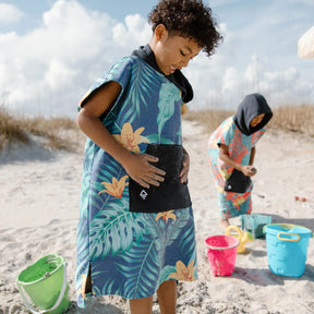 Kids Changing Poncho: Palms Dusk Nomadix