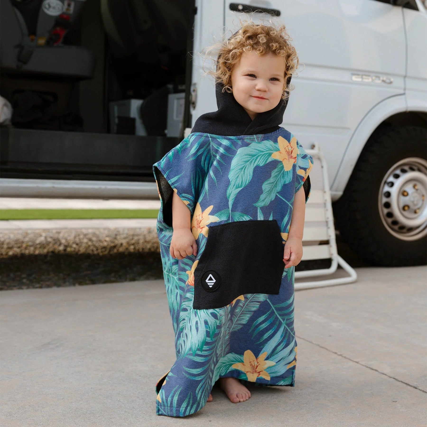 Kids Changing Poncho: Palms Dusk Nomadix
