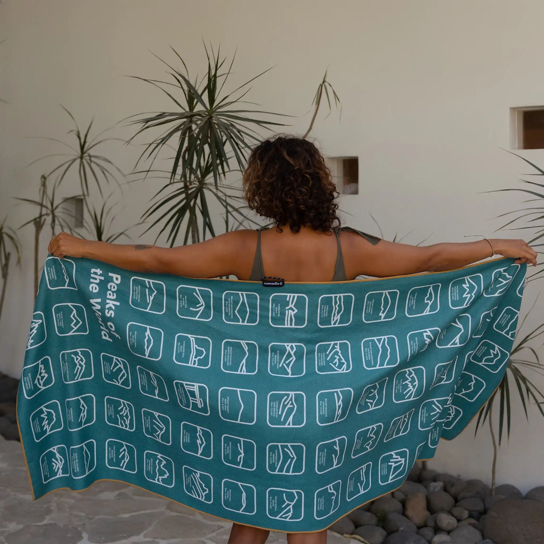 Original Towel: Peaks of the World Teal Ocean Nomadix