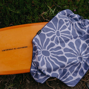 Original Towel: Lazy Daisy Dusk Nomadix