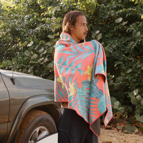 Original Towel: Palms Coral Nomadix