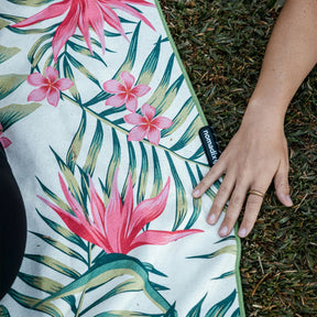 Original Towel: Palms Pink Nomadix