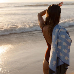 Ultralight Towel: Summit Coastal Blue Nomadix
