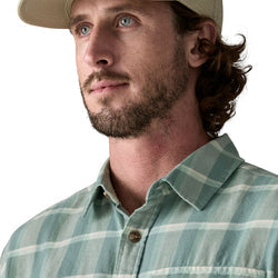 Patagonia M's L/S LW Fjord Flannel Shirt Patagonia