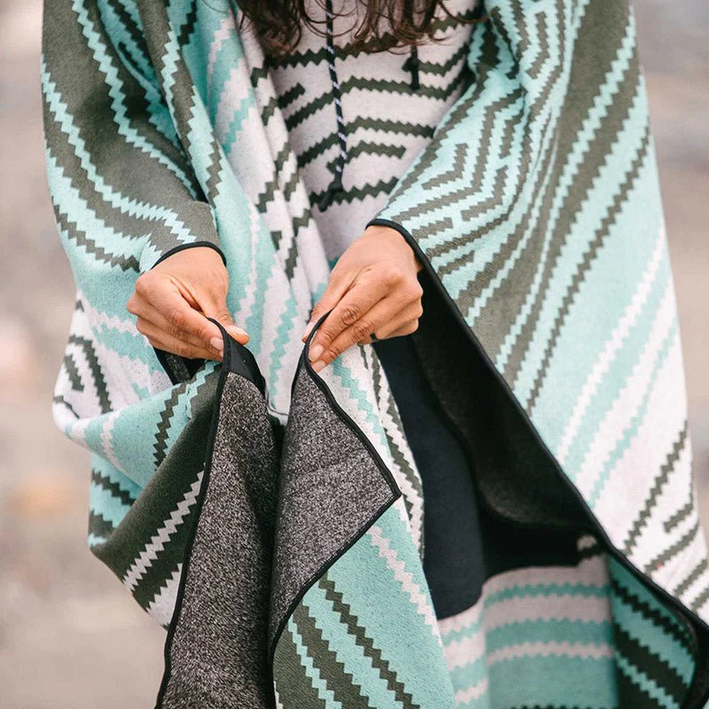 Poncho Towel: Baja Aqua Nomadix