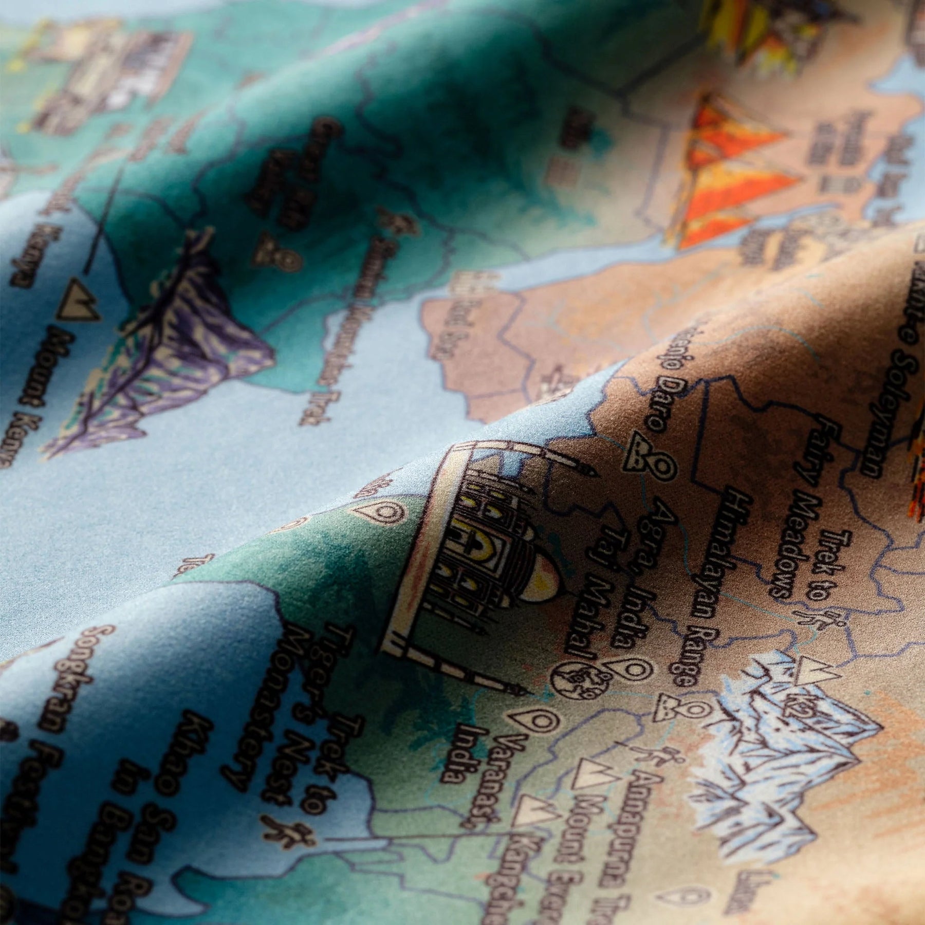 Ultralight Towel: World Map Nomadix